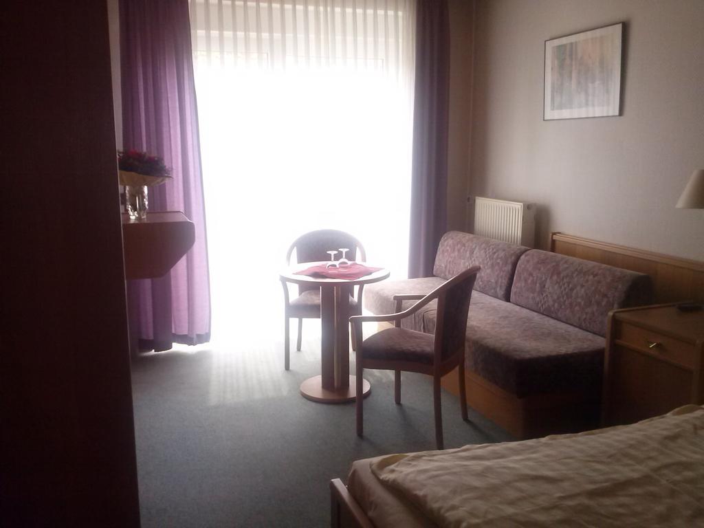 Landhotel Hamburger Hof Nettlingen Pokoj fotografie